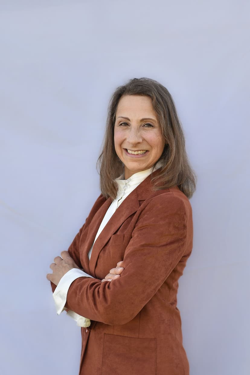 Lori Lefor