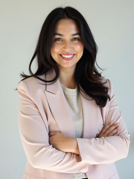 Mariana R. Lomeli